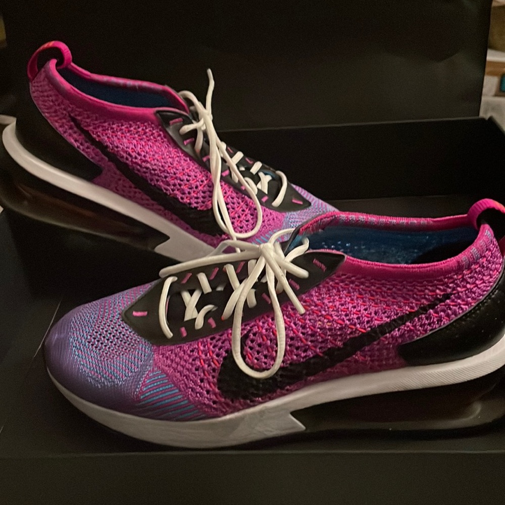 Nike size 8.5